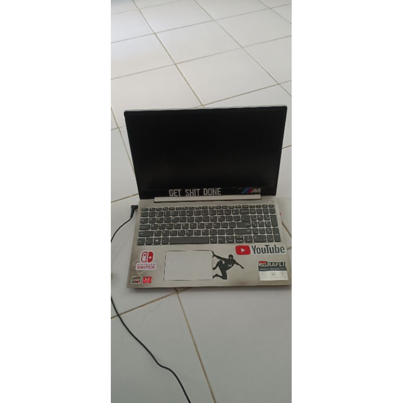 Lenovo Ideapad 330S Ryzen 5 2500u (Bekas)
