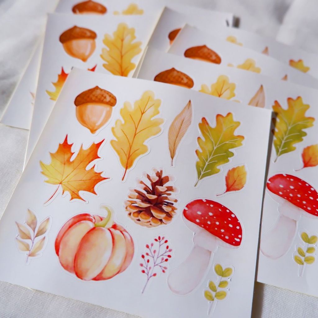 

auntum sticker