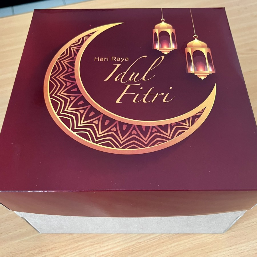 

(5 pcs) box lapis legit lebaran kotak parcel hampers idul fitri motif red moon packaging ukuran 25cm