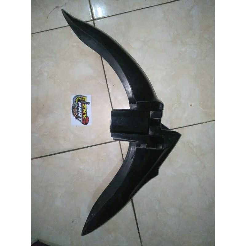 spakbor depan yamaha 125z original