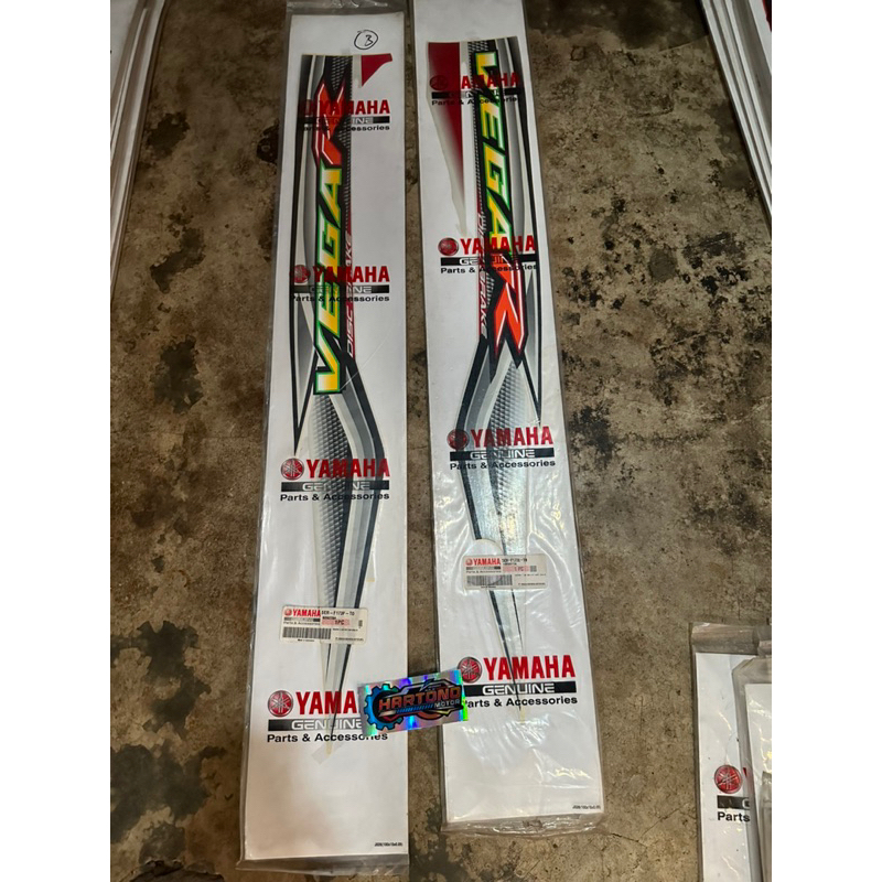 striping vega r merah putih original
