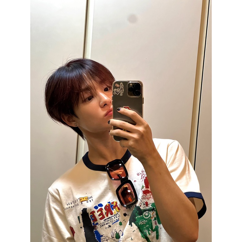 READY STOCK TREASURE JIHOON UNIQLO x UT ARCHIVE BAJU KAOS IDOL HARUTO COUVLE ITEM