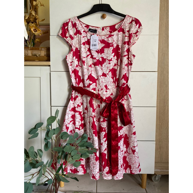 Preloved - trhrif / baju wanita, atasan wanita, kemeja, blouse, lengan balon, lengan pendek, brokat,