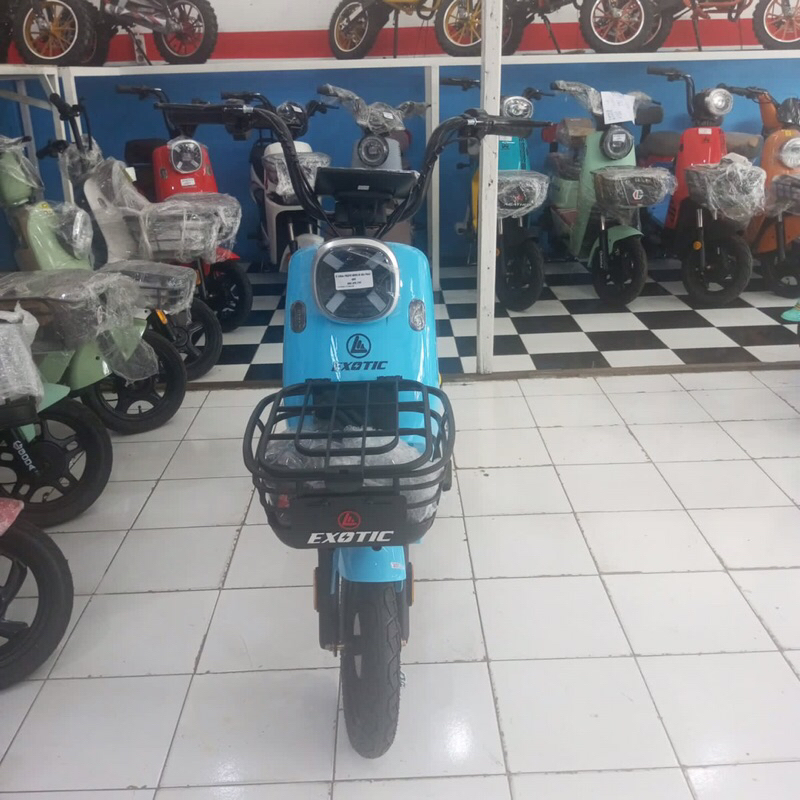 SEPEDA LISTRIK EXOTIC REVOLVE//sepedaliatrikmurah