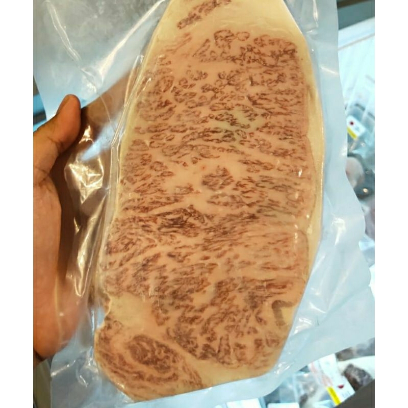 

WAGYU KOBE JEPANG STEAK A5 450GR