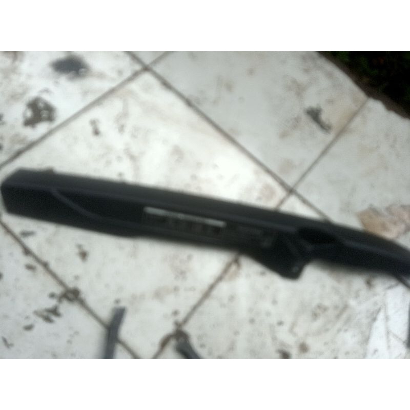 pengaman rantai setengkas motor Revo absolute Revo