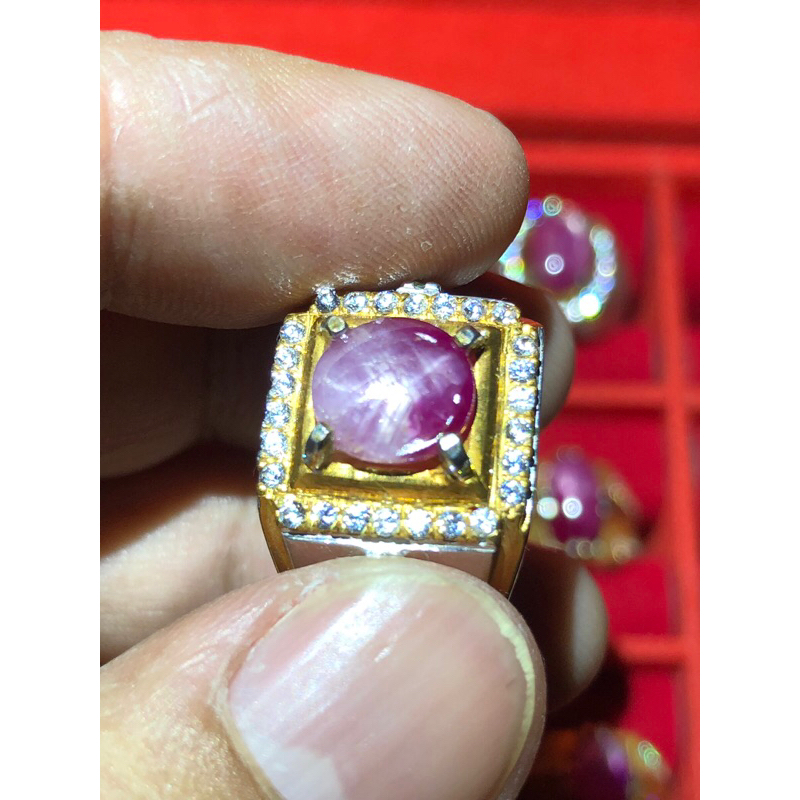 Ruby Star Burma Belang NTE 2,89ct