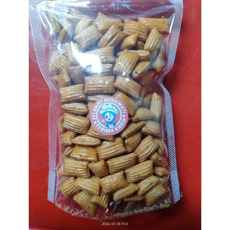 

Aneka Snack Kering