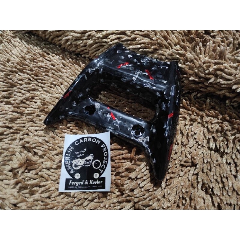 behel breket belakang Yamaha 125z atau 125zr Carbin forged