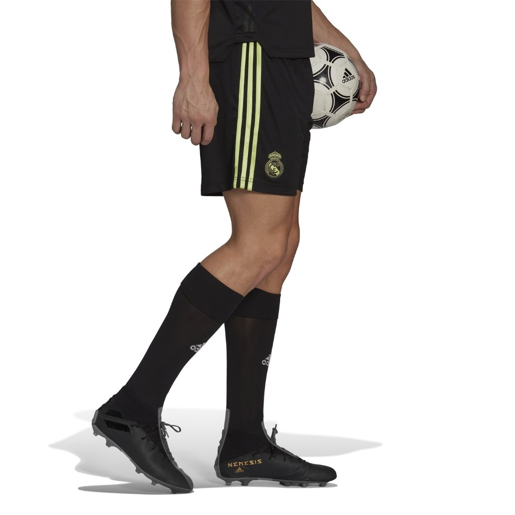 CELANA REAL MADRID 3RD 2022 2023 CELANA IMPOR CELANA BOLA FUTSAL CELANA REAL MADRID 3RD 2022 2023