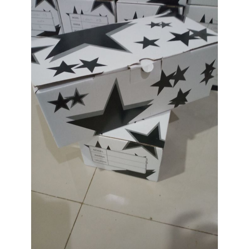 

dus,bintang,serba,guna,ukuran,28x14,5x10