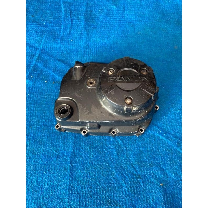 Bak kanan blok kopling bak oli honda Supra x 125 fi pnp helm in original