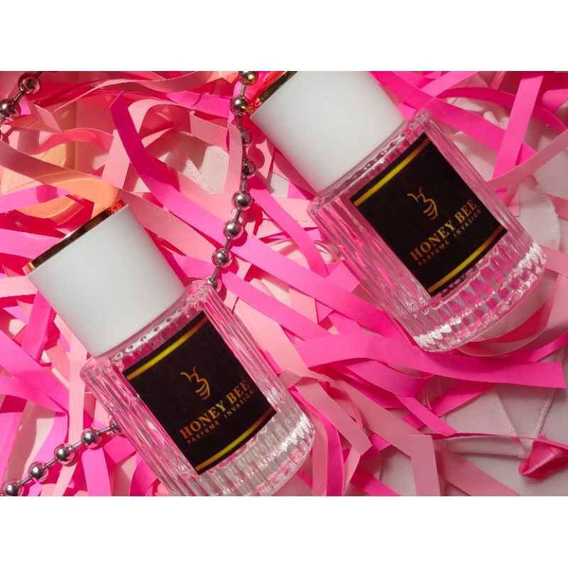 

HAMPERS VALENTINE MEWAH/KADO WISUDA/ANNIVERSARY/ULANG TAHUN/PARFUM