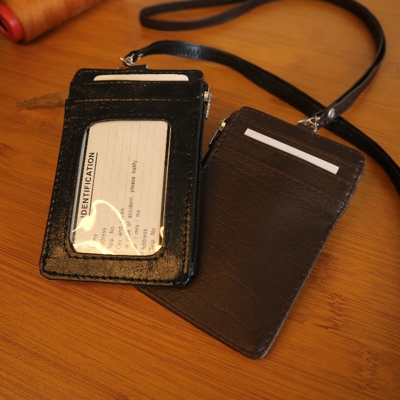 

NAME TAG/ID CARD Lanyard holder 6 slot kartu