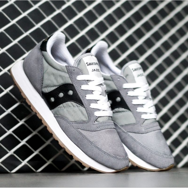 Sepatu Sneakers Pria Saucony Jazz Vintage Grey Premium
