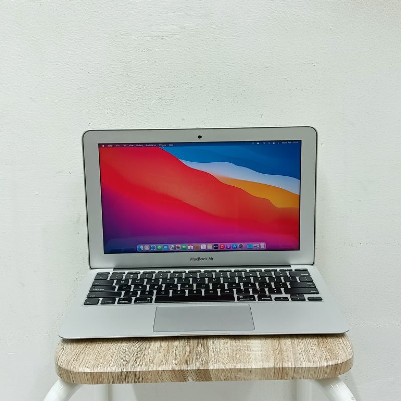 MacBook air 2015 Intel core i5 ram 4gb/SSD 128gb 11'6 inch MacOs Bigsur