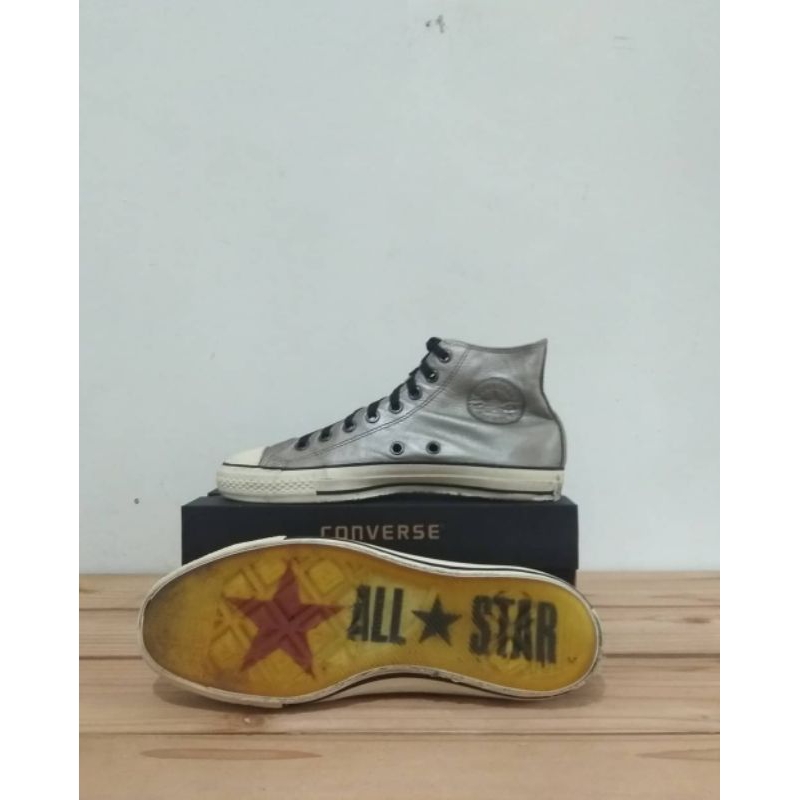 Converse john varvatos