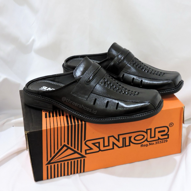 Sepatu Sandal Kulit Slip on / Slop Bapak Merek Suntour SVK 54 Hitam Original 100%