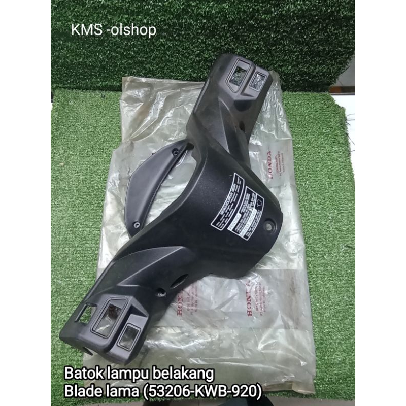 batok belakang/Batok lampu belakang Honda Blade lama ori AHM (53206-KWB-920)