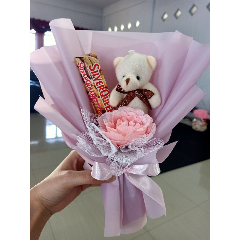 

Buket coklat silverqueen bunga boneka beruang valentine ultah wisuda sempro anniv