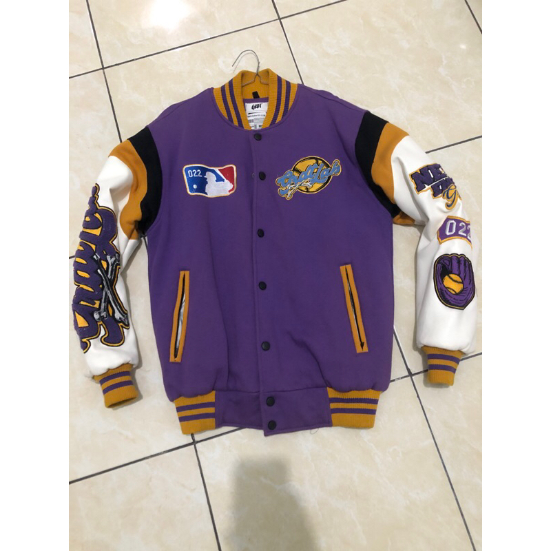jaket varsity grdt