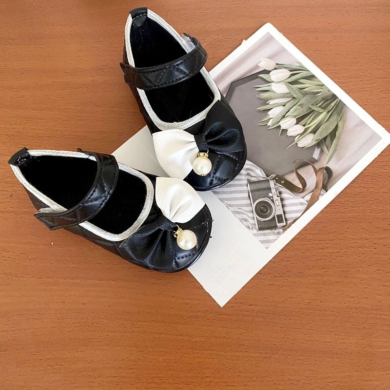 sepatu bayi anak perempuan bunyi CIT CIT pita kupu-kupu