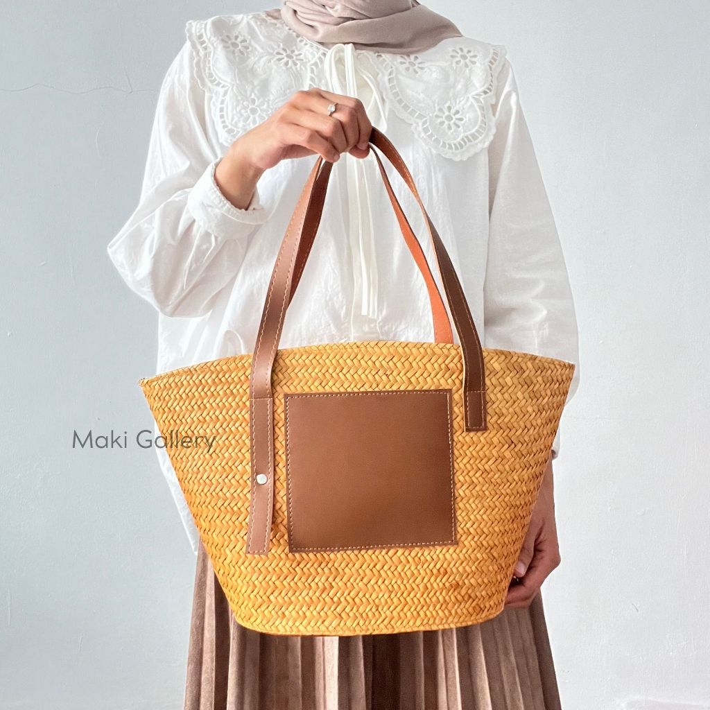 Tas Anyaman Pandan Mendong / Tas Bali / Tas Rotan / Tas Etnik Wanita / Tas pantai Lucu by Maki Galle