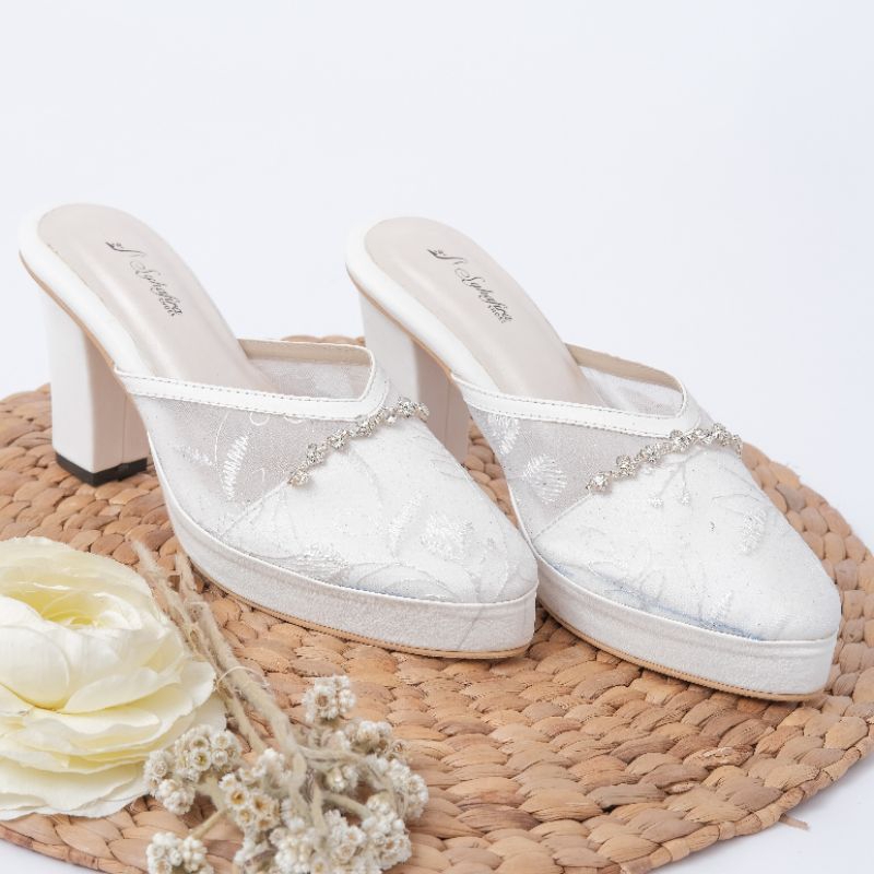Syhafira - Amora Selop Pengantin Sepatu Wedding Heels wanita  Hak Tahu 9 Cm Putih