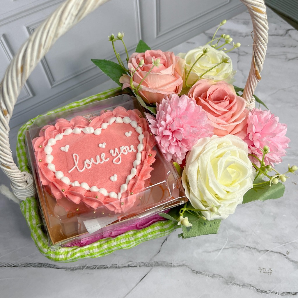 

Cake flower basket | Kue valentine | Parcel | Hampers | Kado