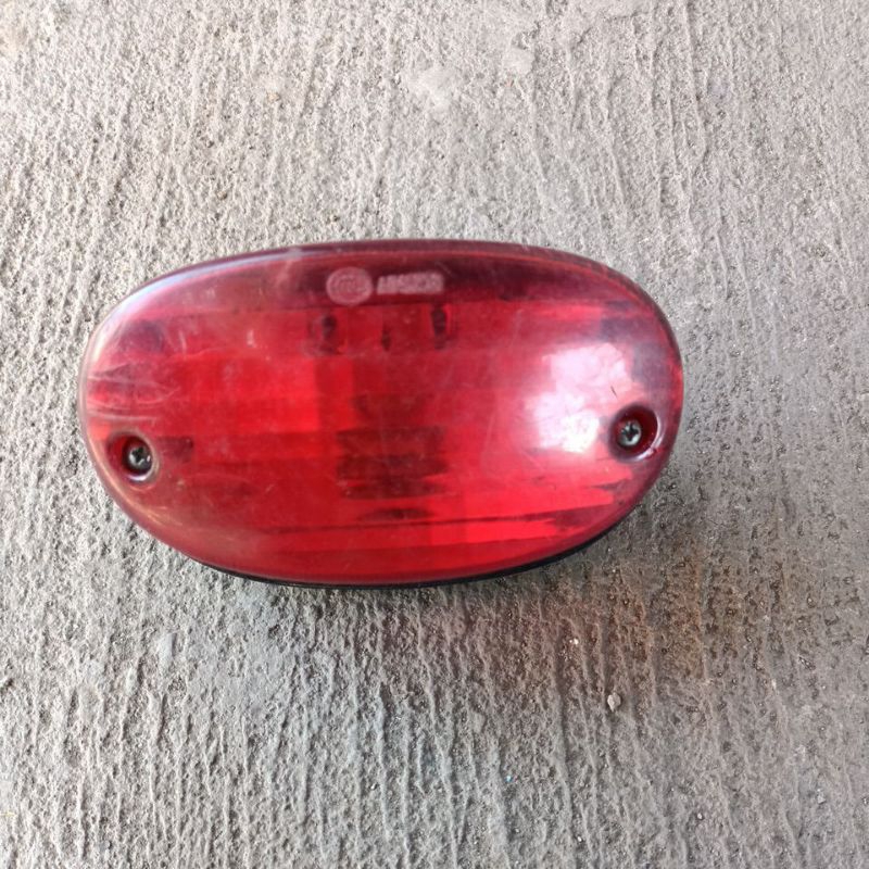 lampu stop belakang suzuki thunder 125
