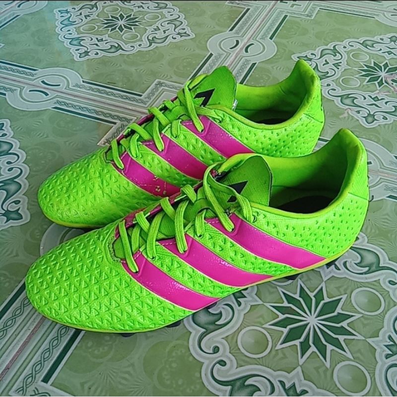 SEPATU BOLA ADIDAS ACE 16.4
