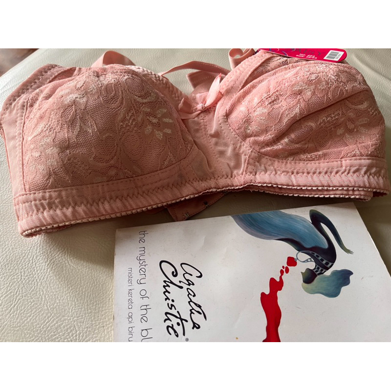 Bra DAISY 404 Brokat Busa Tipis tanpa kawat