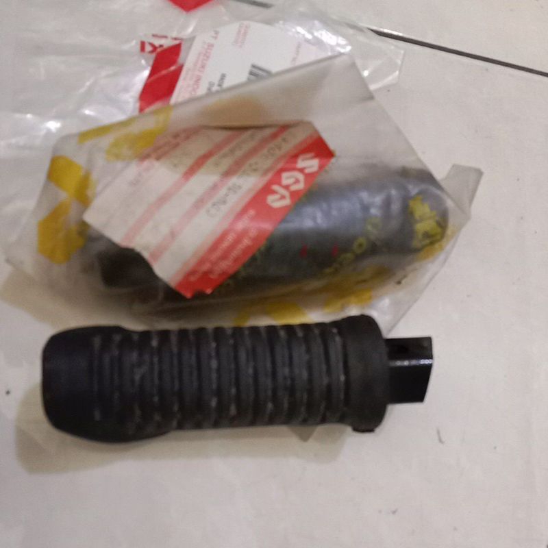 Footstep belakang Suzuki Satria R