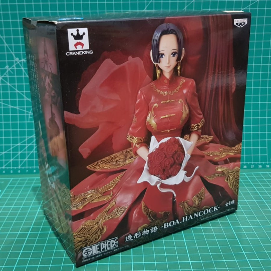 ONE PIECE ORIGINAL WEDDING DRESS RED CHINESE BOA HANCOCK BANPRESTO