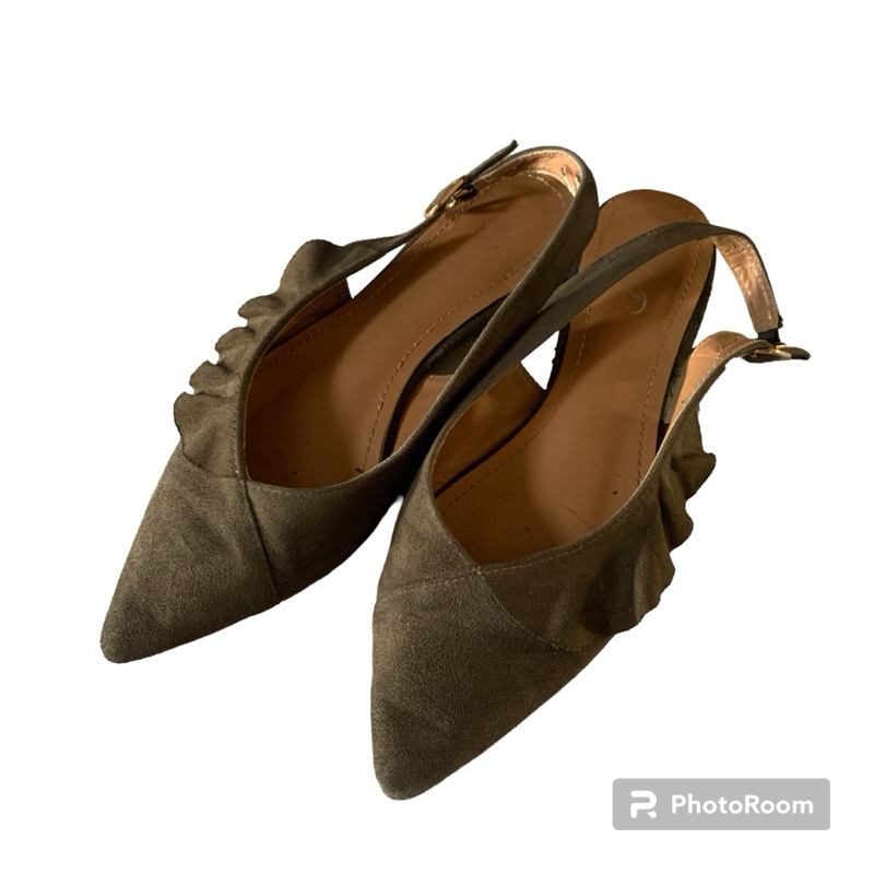 PRELOVED ❗️kode 126 flat shoes  wanita / sandal  wanita  fladeo second bekas