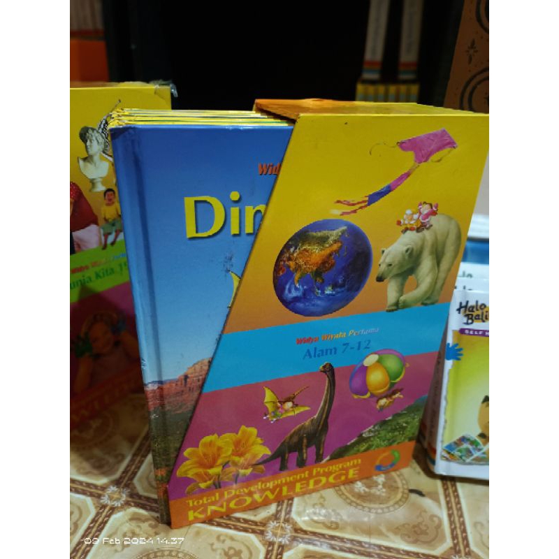 WidyaWiyataPertama (WWP) seri lama like new (tanpa rocket walter)