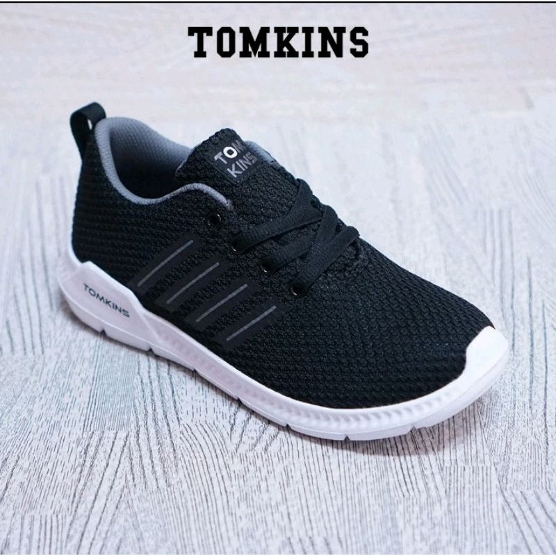 Sepatu Tomkins BANSHEE ALPHA hitam abu-abu untuk anak remaja