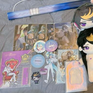 various vtuber nijisanji en merch official