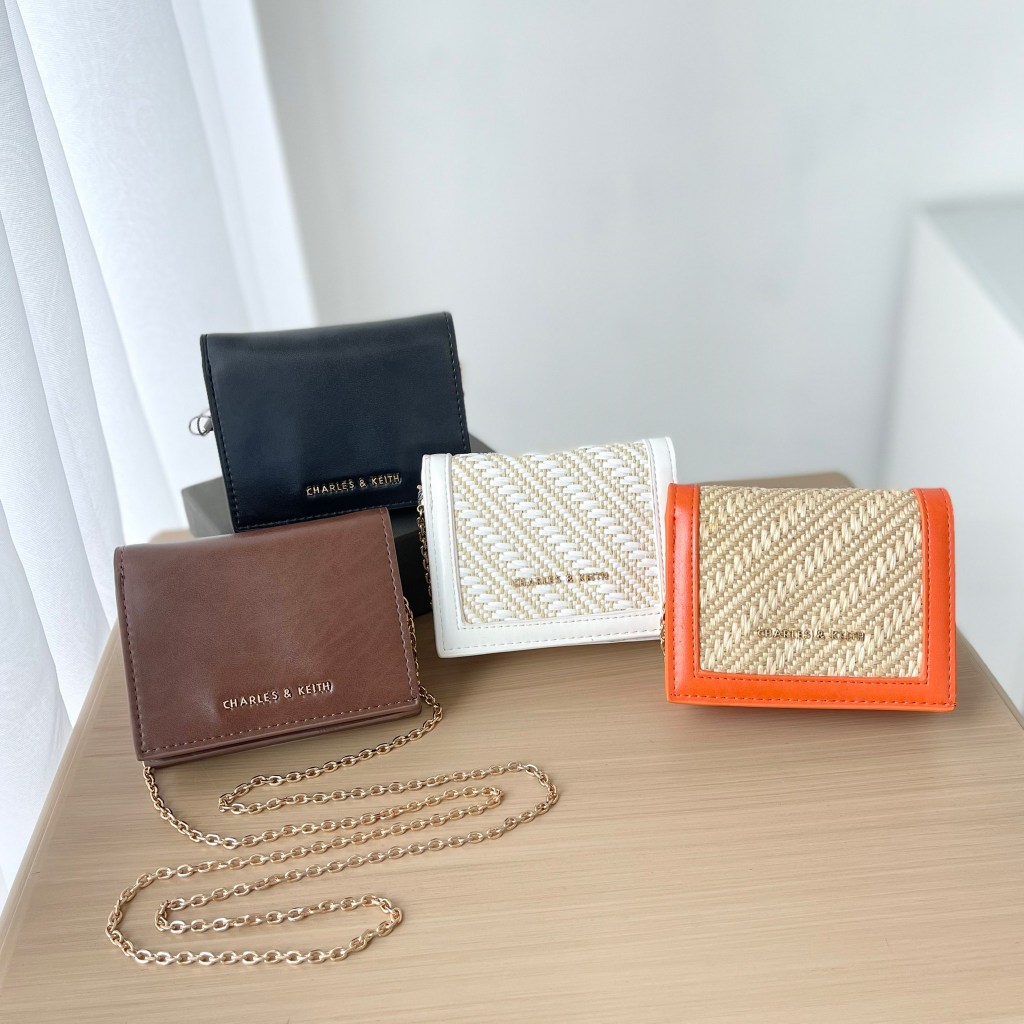 C*K DOMPET SNAP BUTTON MINI SHORT WALLET ON CHAIN 011387