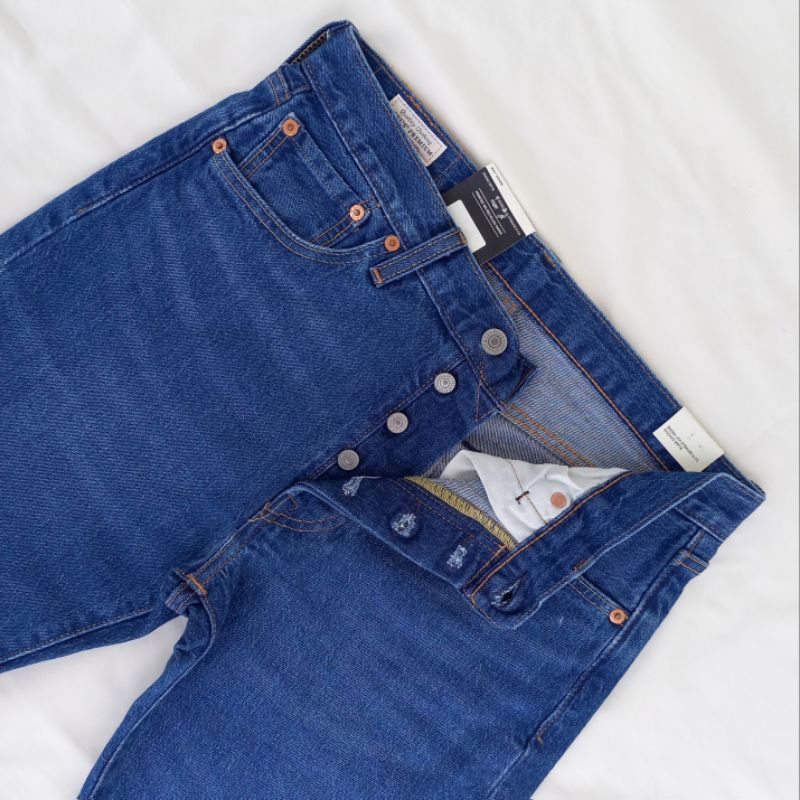 Levi `s 501st Slim Taper Fit Rinse Wash