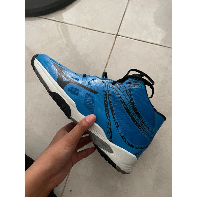 Mizuno thunder Blade 2 mid biru langit
