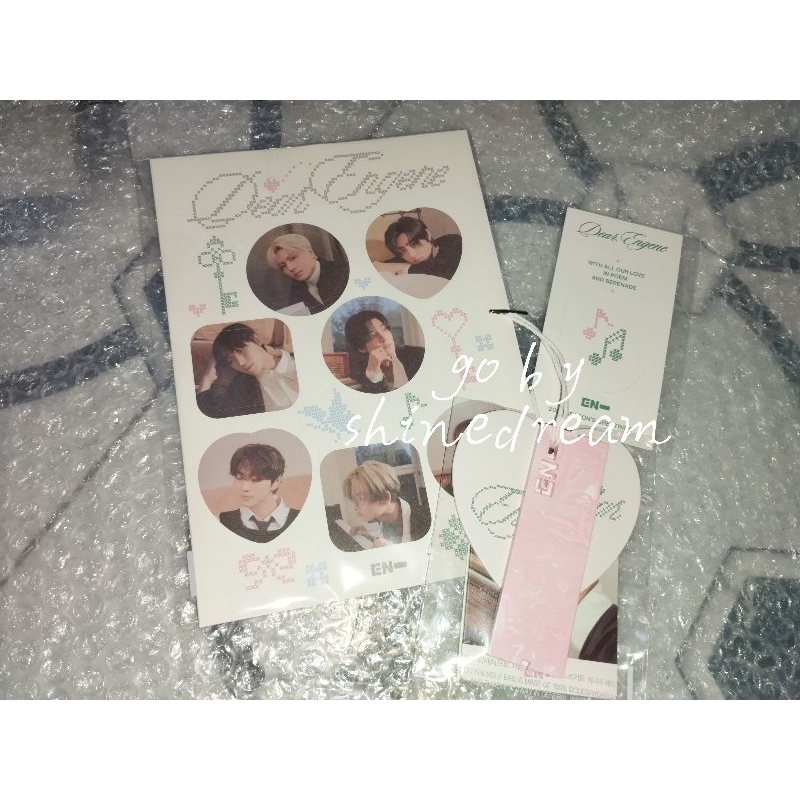 Season's Greetings ENHYPEN 2024 SG24 RANDOM PHOTO CHARM HEESEUNG+HEART PAPER CHARM+BOOKMARK+STICKER 