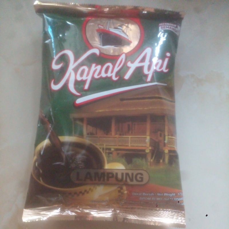 

Kopi kapal api lampung 175 gram kopi kapal api berkualitas kopi bubuk saja