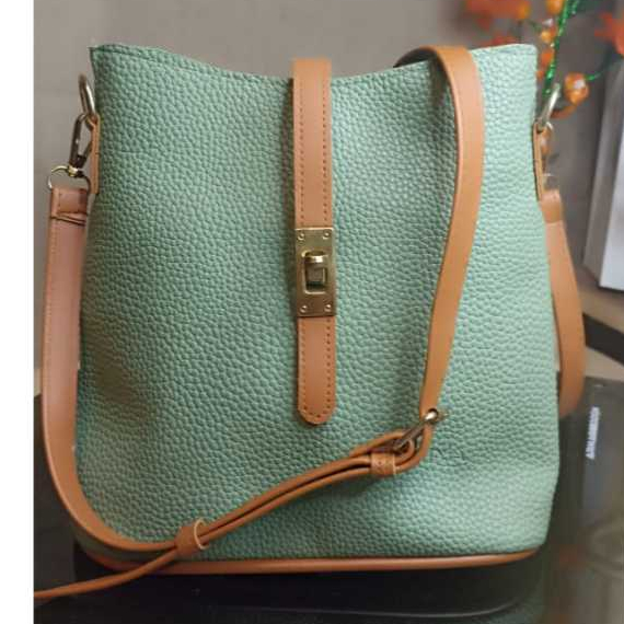 TasTiTasik - Tas Selempang Wanita Tas Terbaru Wanita Sling Bag Cewek - KENITA