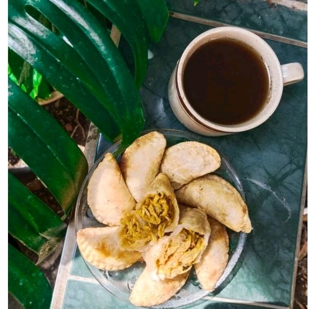 

Sekar_Shop07 Cireng Isi Ayam Suwir Pedas Halal/Cireng Isi 8Pcs & 6Pcs Premium/Cireng Isi Variant