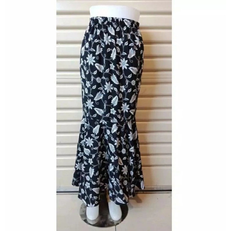 Rok duyung batik / Bawahan kebaya / Rok duyung