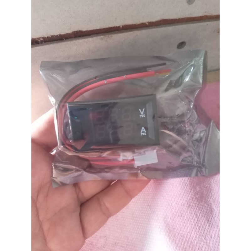 VOLTMETER DC AMPER