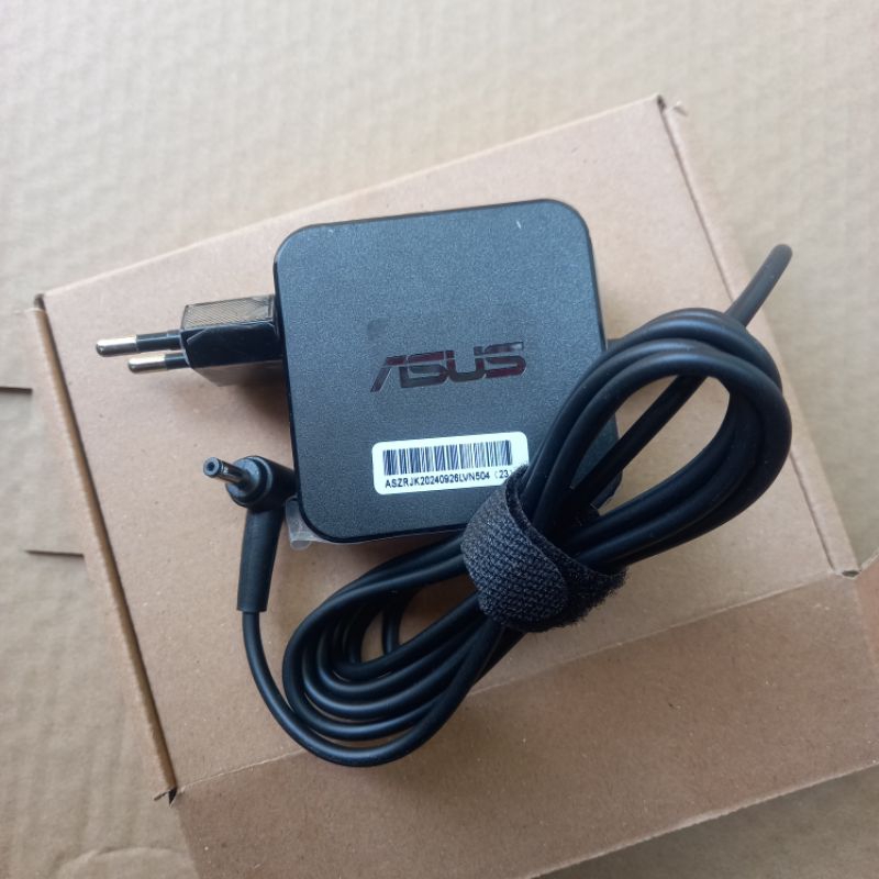 Charger Adaptor ASUS A456 A456U A456UR X456U X456UQ X456UR X456UV X556UQ X556UR X556UV X556U V556UQ 