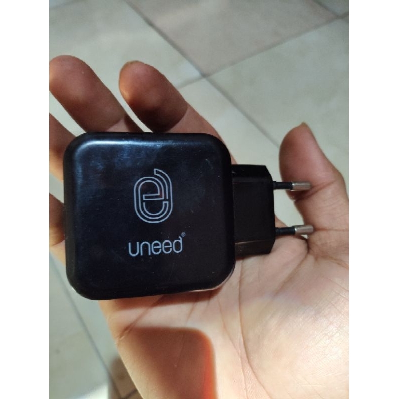 Kepala Charger Cas Uneed  Max 30 W (bekas)