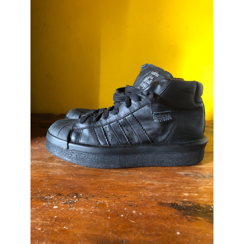 Adidas Mastodon Pro triple black Rico Owens